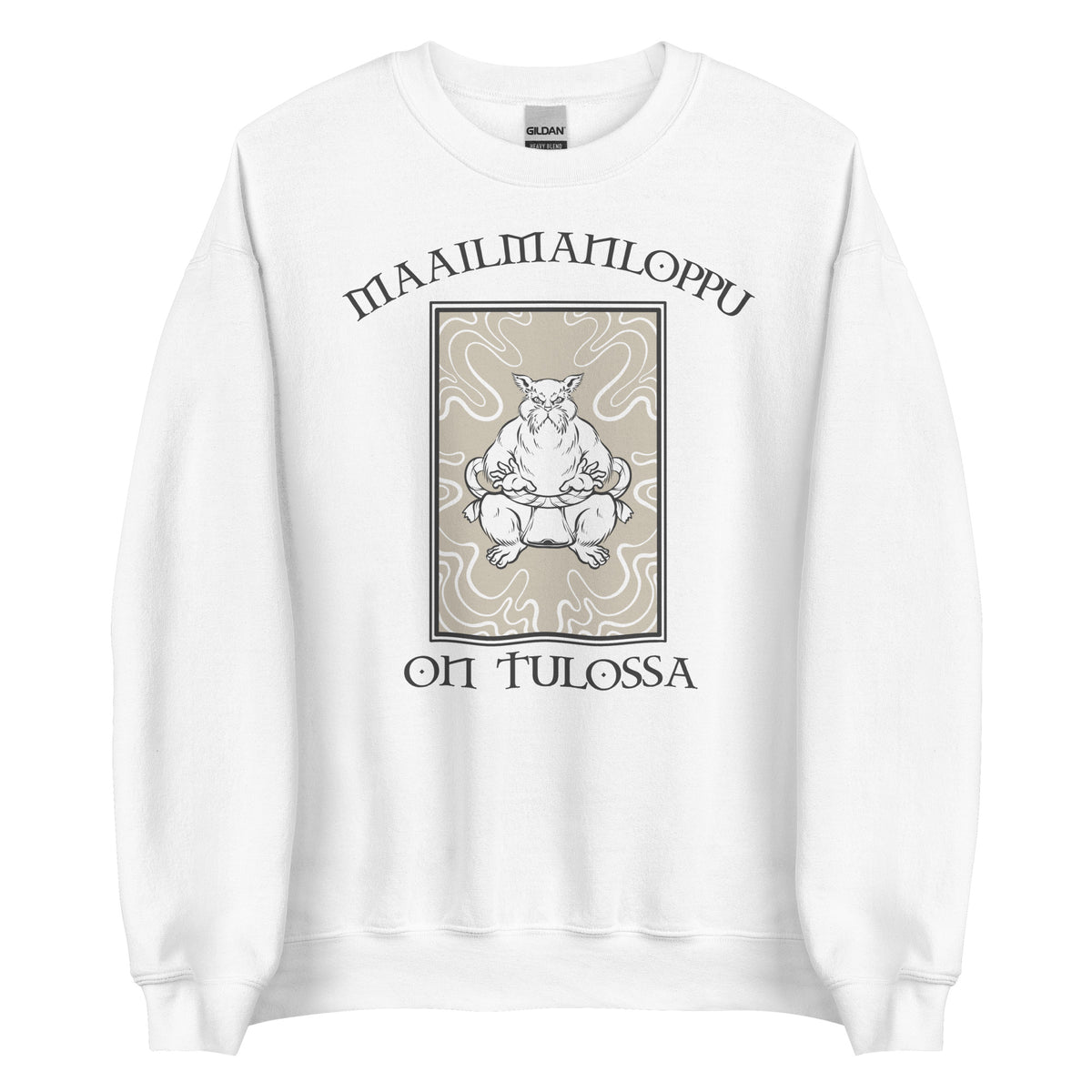 Meemirottan "Maailmanloppu On Tulossa College" on oliivinvihreä collegepaita, jonka keskellä on aaltoilevalla taustalla meditoiva sammakkografiikka, joka vangitsee hauskat vaatteet täydellisesti. Suomenkielinen teksti on "Maailmanloppu" ylhäällä ja "On tulossa" alla. Pyöreä kaula-aukko ja pitkät hihat tekevät siitä erottuvan meemivaatteet.