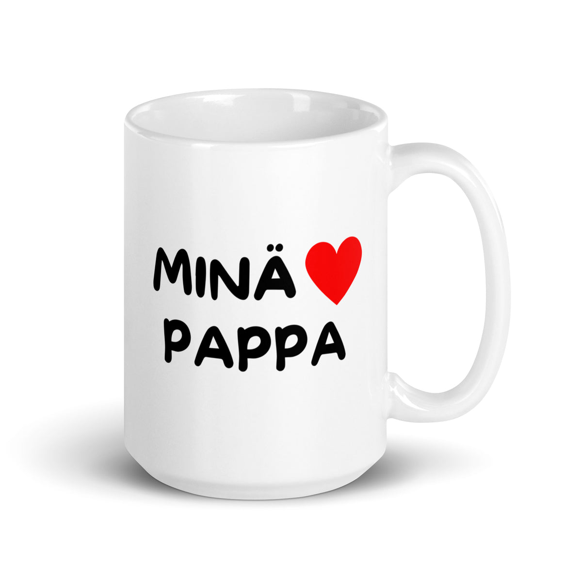 Valkoinen kahvikuppi lahjaksi, jossa teksti 'MINÄ ♥ PAPPA' mustalla ja punaisella