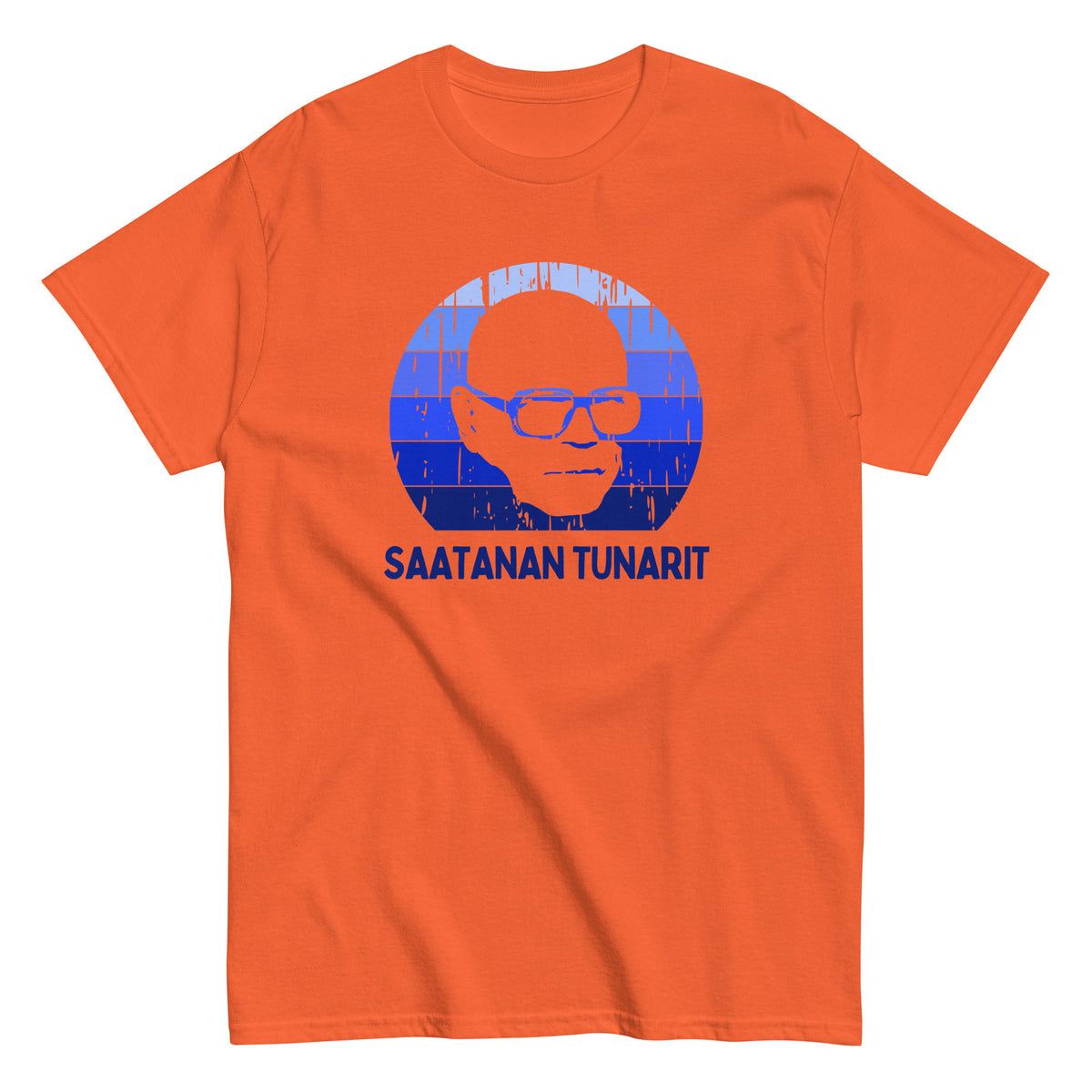 Meemirottan SaatananTunarit T-Paita on oranssi T-paita, jossa miehen kasvot ovat rohkeita sinisiä ja oransseja värejä korostaen suuria laseja. Ilmaus "SAATANAN TUNARIT" näkyy näkyvästi sinisillä kirjaimilla kuvan alla. Tämä hauska paita sopii niille, jotka pitävät meemivaatteista ja haluavat ilmaista ainutlaatuista tyyliään.