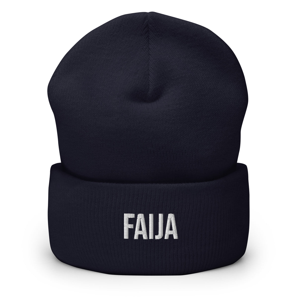 Tumma pipo lahjaksi, jossa valkoinen brodeeraus sanoilla FAJA