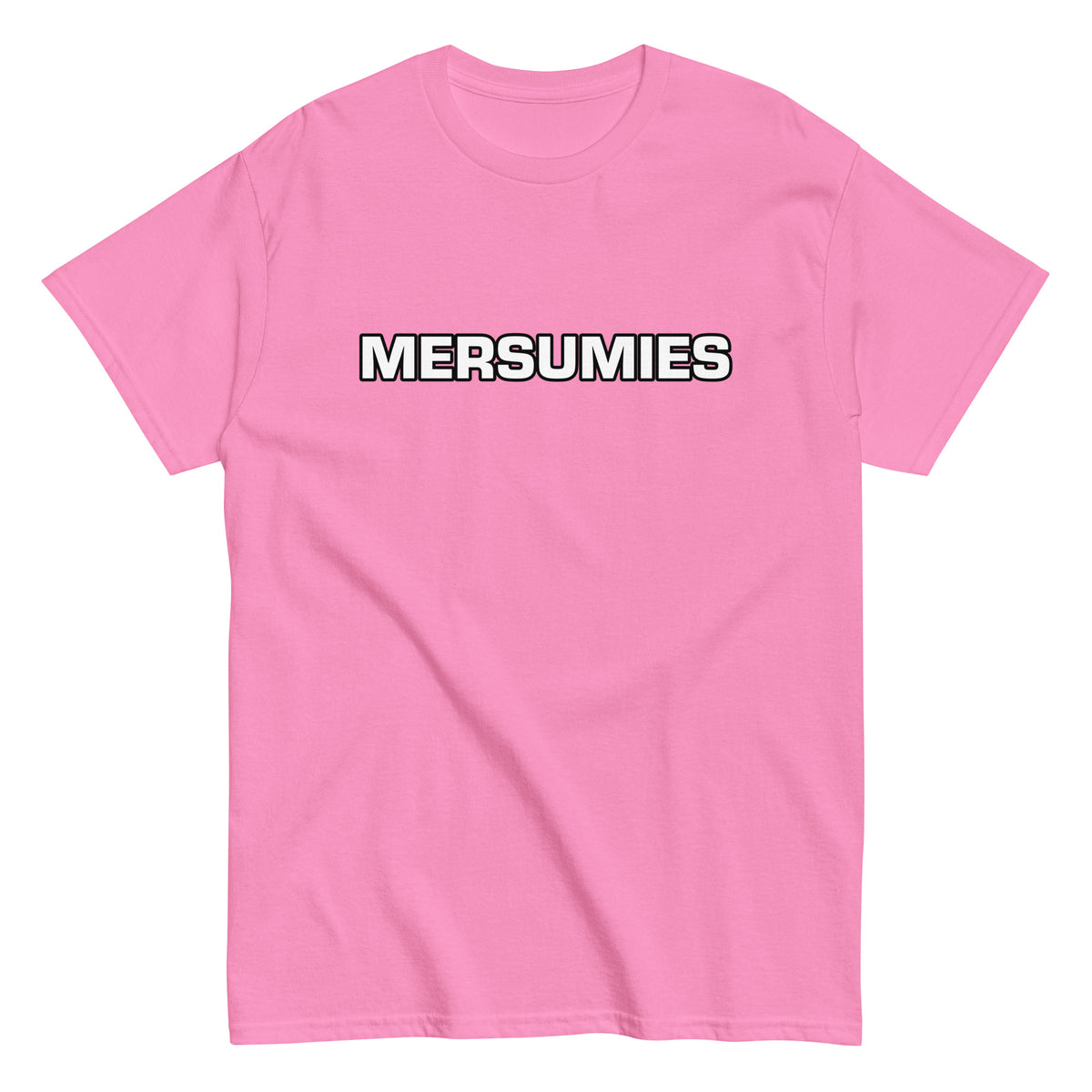 Vaaleanpunainen unisex t-paita, jossa on MERSUMIES-teksti edessä