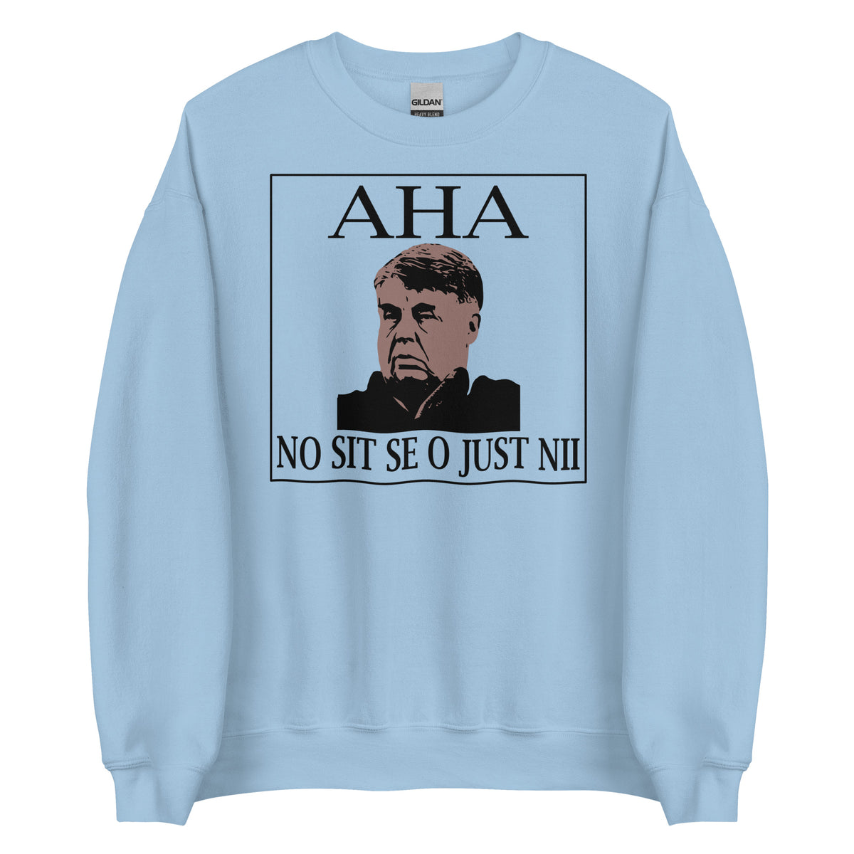 Punainen No Sit Se O Just Nii College Meemirottasta esittelee mustaa stencil-tyylistä grafiikkaa miehestä vakavalla ilmeellä. Siinä on "AHA" kuvan yläpuolella ja "NO SIT SE O JUST NII" lihavoituin mustin kirjaimin alla. Tämä hauska paita sopii mainiosti niille, jotka rakastavat meemivaatteita tai etsivät ainutlaatuista lahjaideaa.